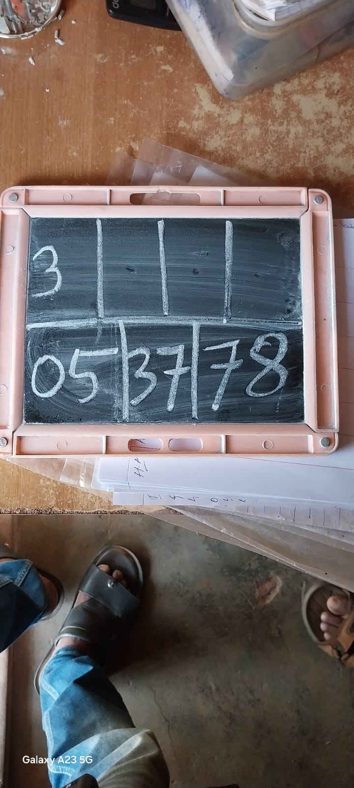 ಉಡುಪಿ ನಗರ ಪೊಲೀಸ್ ಠಾಣೆಯ  ಎಸ್ ಐ..!? ನಾಮಾಕವಸ್ತೆ ಕರ್ತವ್ಯ.! ಮಟ್ಕಾ ದಂಧೆ ಮಟ್ಟ ಹಾಕದ ಇವರು ಹೆಲ್ಮೆಟ್ ರಹಿತ ಸವಾರರನ್ನು ಹಿಡಿಯಲು ಮುಂದಾಗಿದ್ದಾರೆ.. ಎಸ್ಪಿ ಸಾಹೇಬರೆ ಸ್ವಲ್ಪ ಇಲ್ಲಿ ನೋಡಿ.!?